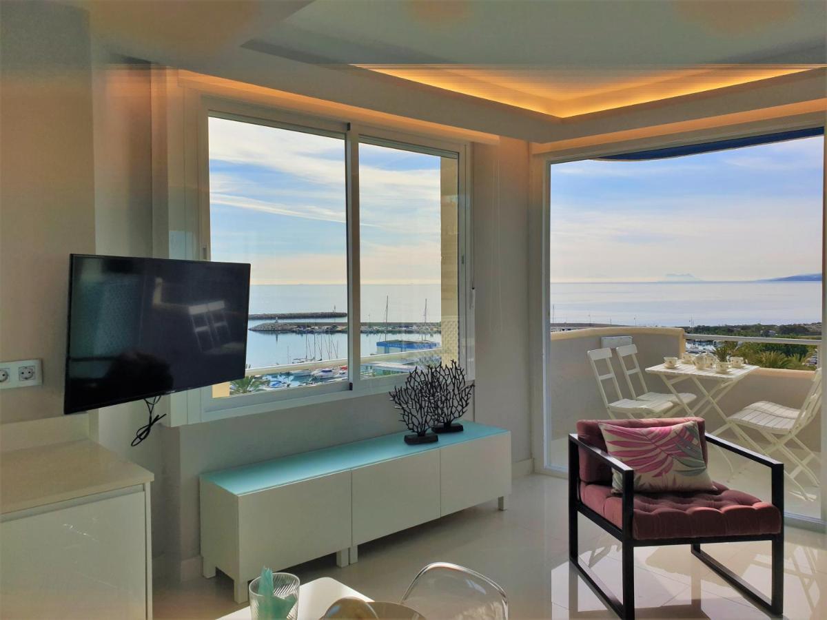 Fabulous Apartment In Front Of Sea & Marina With Incredible Views Estepona Exterior photo
